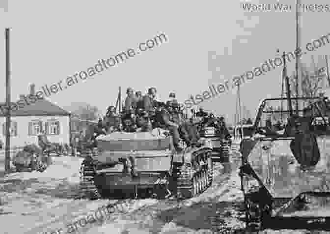 German Panzer Division Advancing Into Kharkov The Battle For Kharkov 1941 1943 (Images Of War)